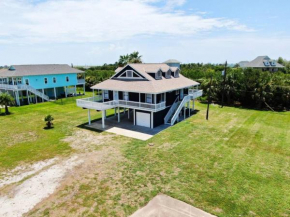 Peaceful Double Lot 3 Min to Beach plus Outdoor Fun
